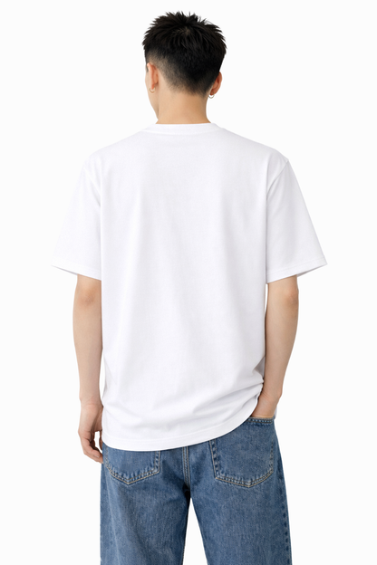 メンズ　大きめプリントTシャツ「私、猫扱い？」　胸プリント　クルーネック